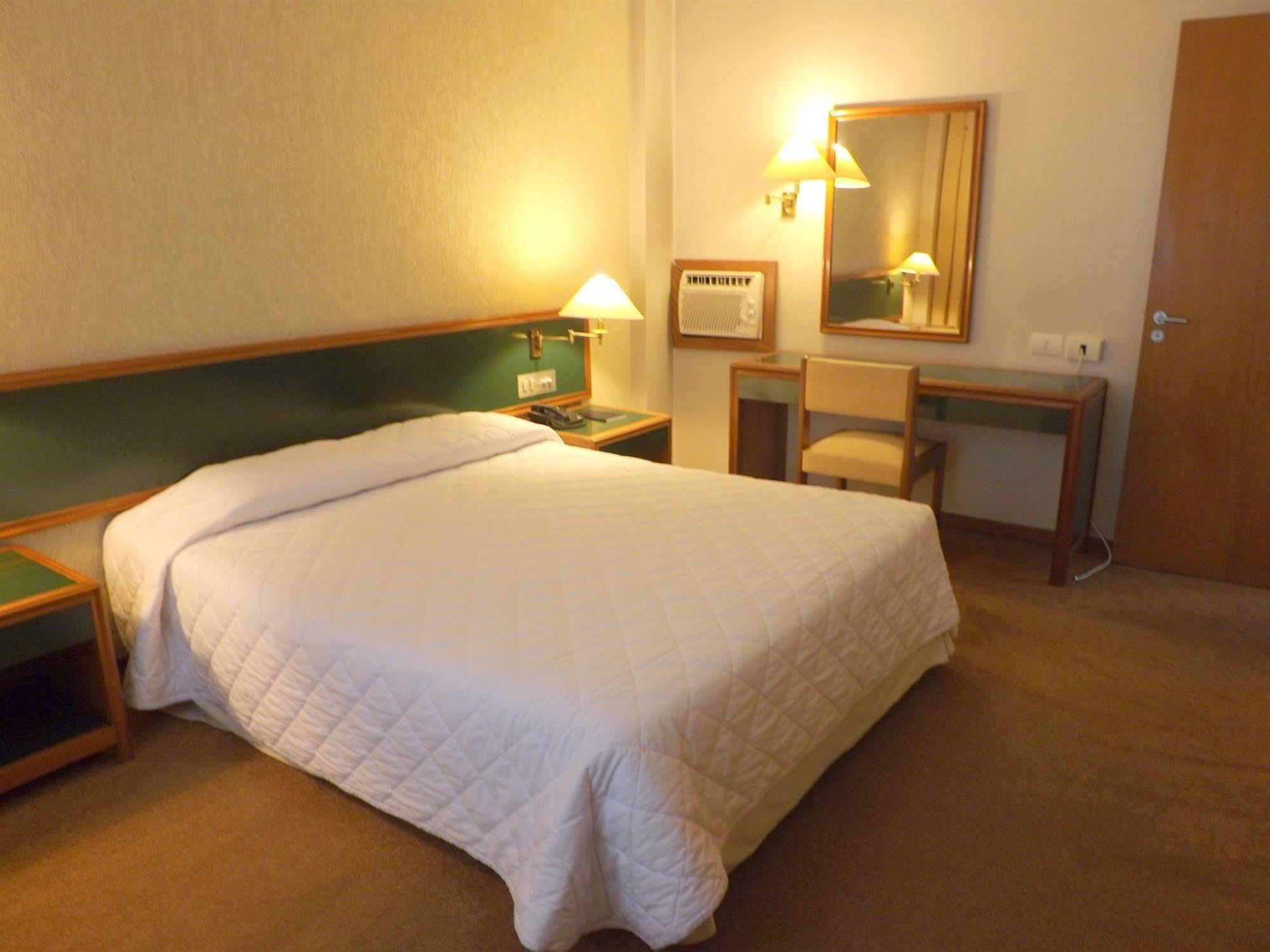 Duomo Park Hotel Куритиба Экстерьер фото